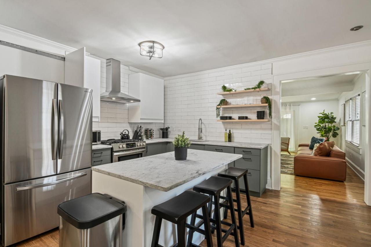 Sun Lit Bungalow With Good Vibes And Lots Of Wine - Designedbydom Атланта Экстерьер фото